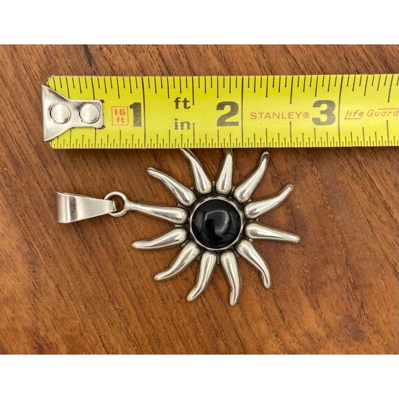 Vintage Sterling Silver Sun Pendant with Black Cabochon - Mexico Large - Picture 3 of 5